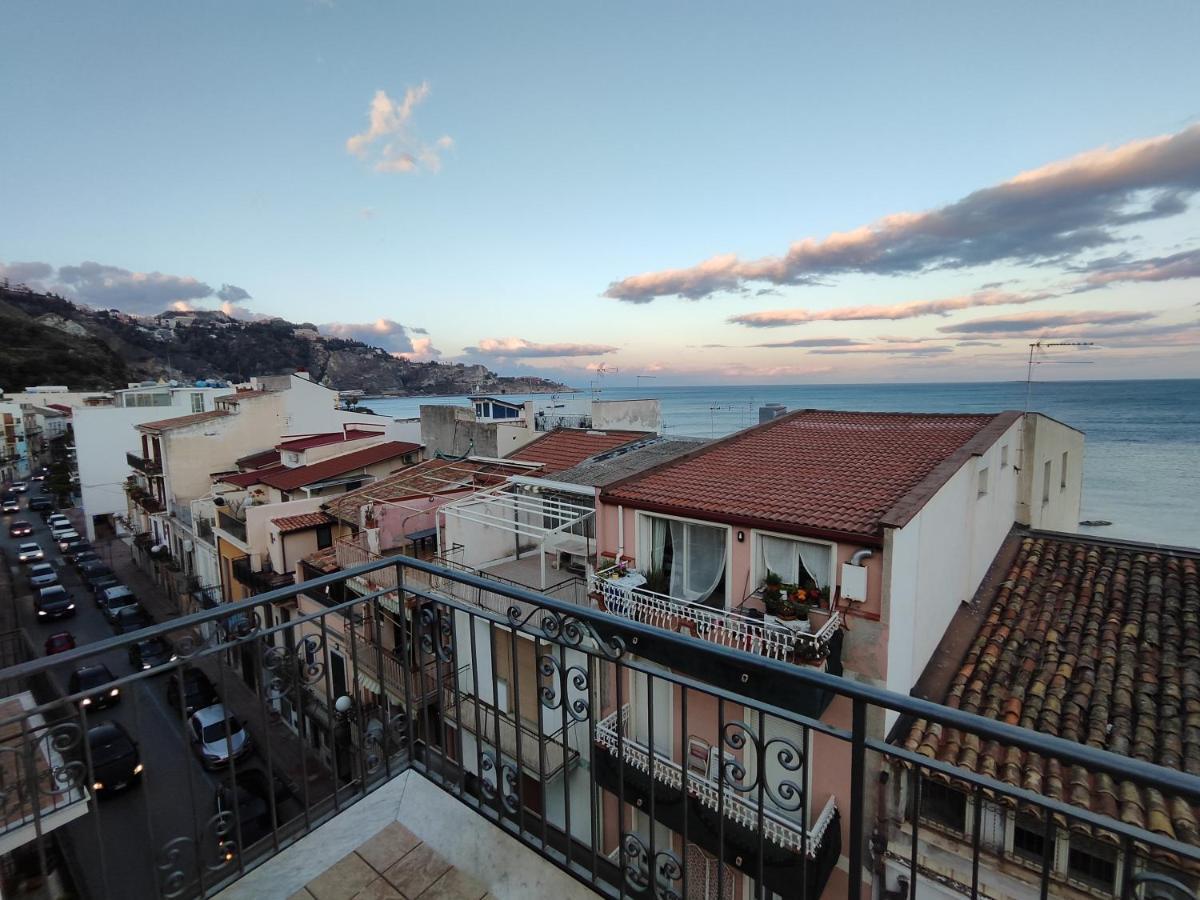 Sicily Travel Apartment'S 4 Джардіні-Наксос Екстер'єр фото